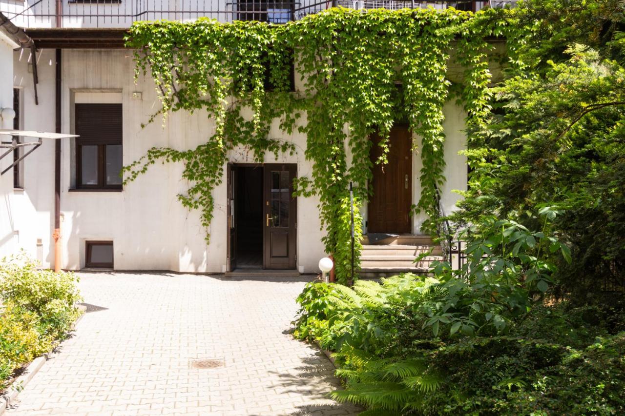 Апартаменты Friendly Family Loft In The Center Краков Экстерьер фото